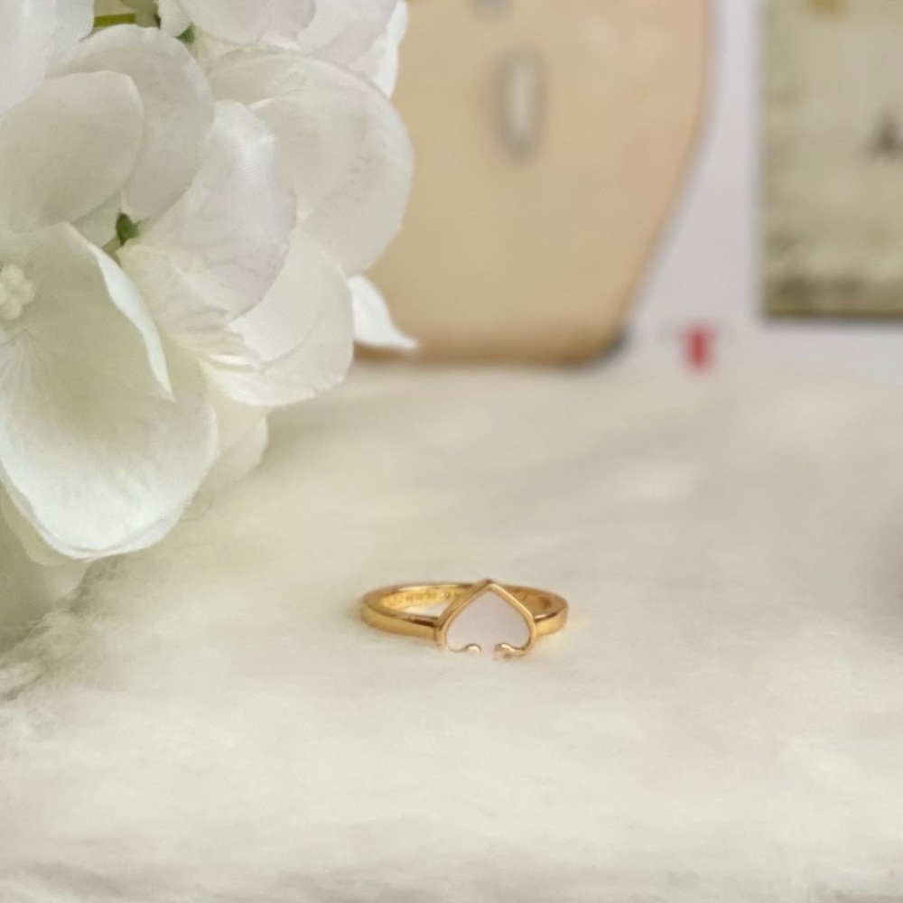 NEW KATE SPADE ♠️ PEARL SIGNATURE RING - 7 - Picture 9 of 9